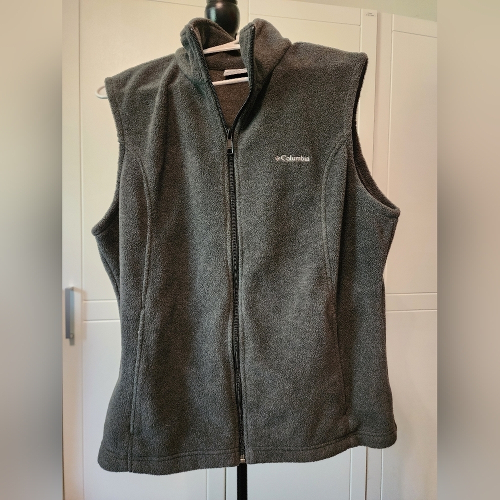 Preowned Columbia Vest size Xlarge